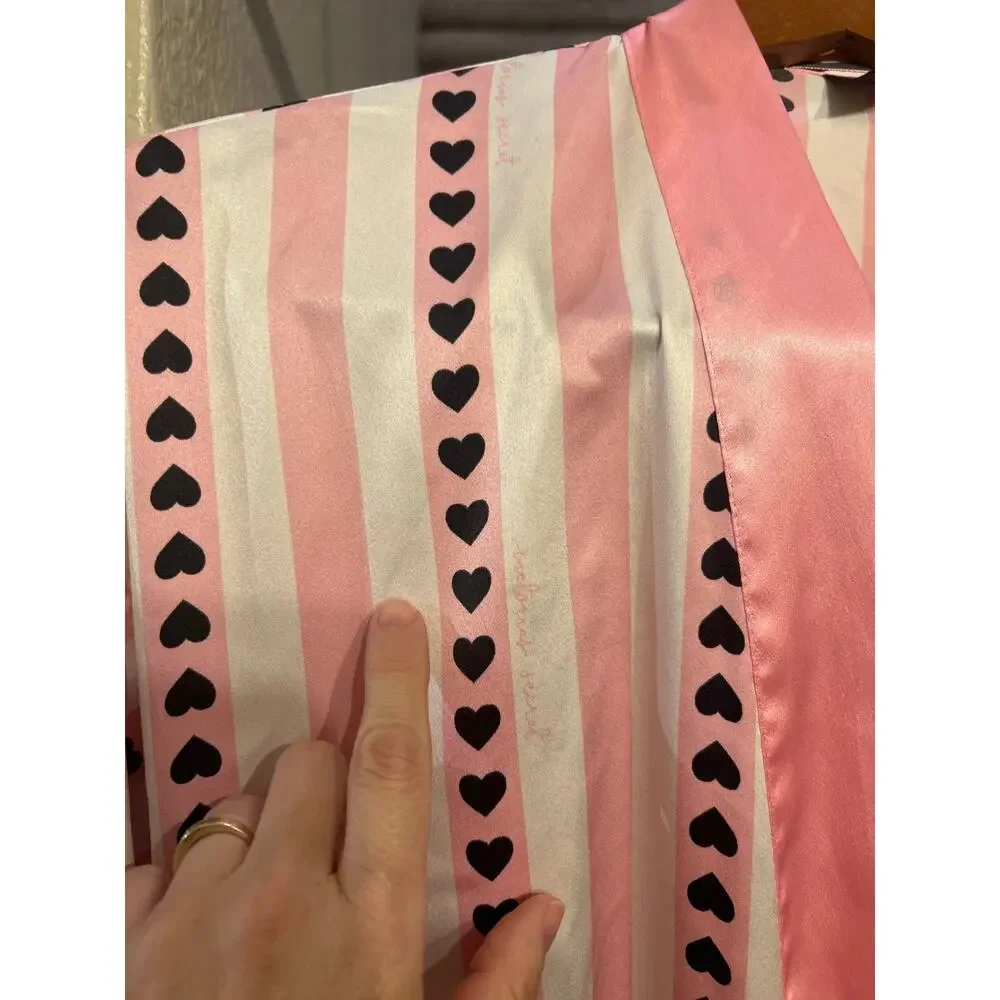 Victorias Secret medium satin